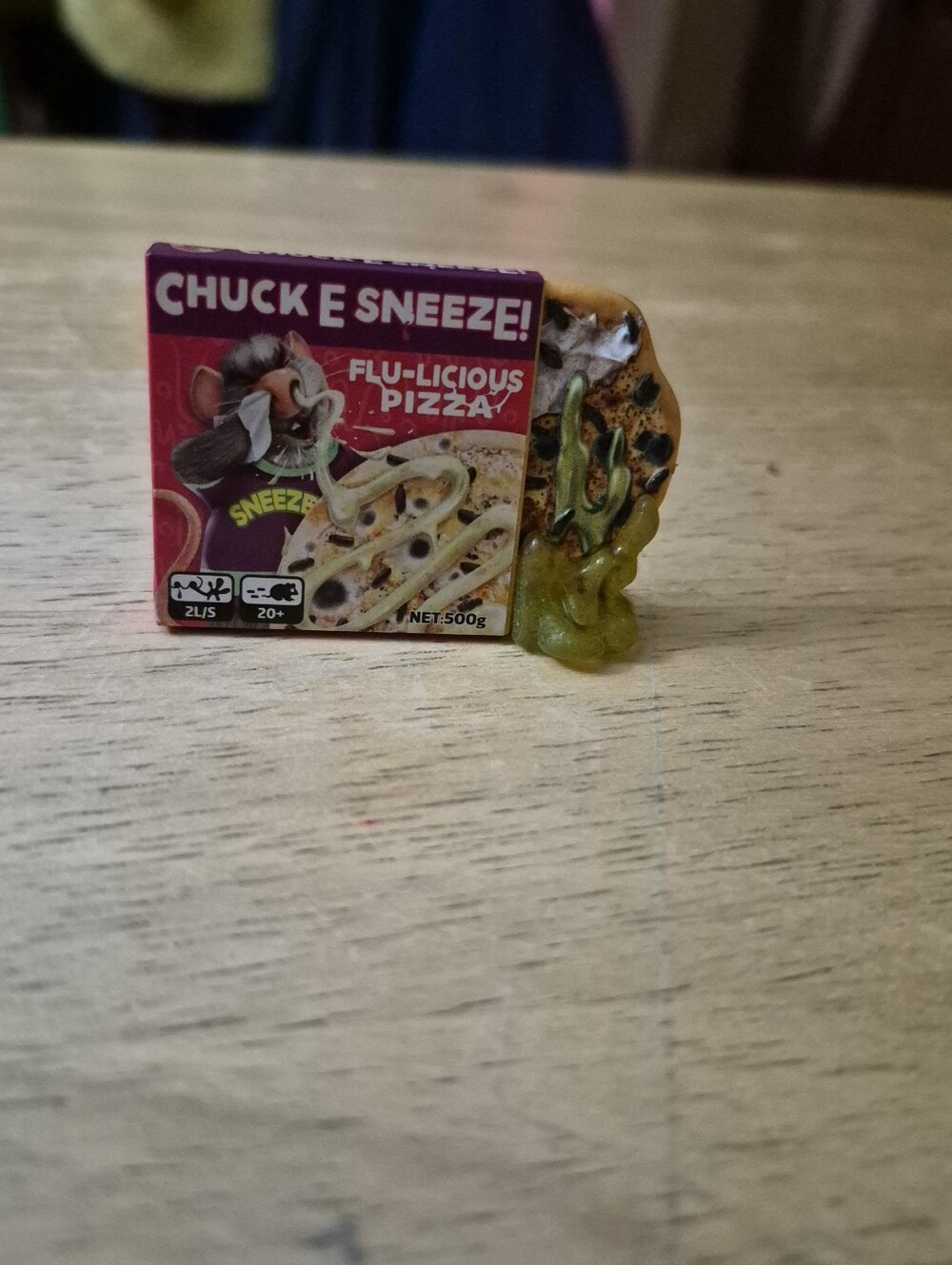 4/20$ Zuru Mega Gross Minis Series 2 Chuck E Sneeze Flu Licious Pizza